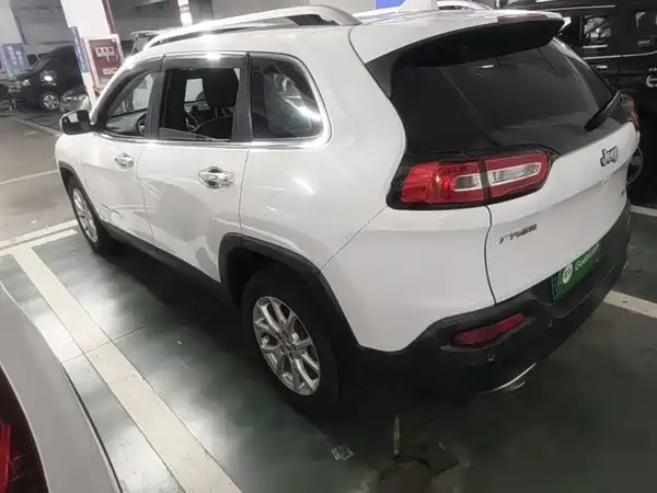 Jeep Cherokee 2017