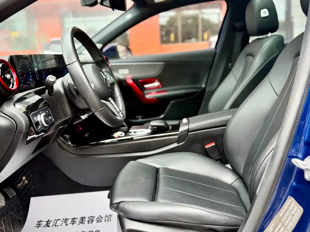 Mercedes-Benz A-Class 2021 — фото 10