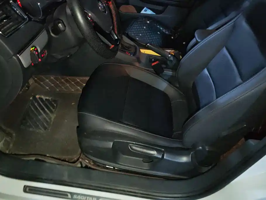 Volkswagen Sagitar 2018 — фото 9