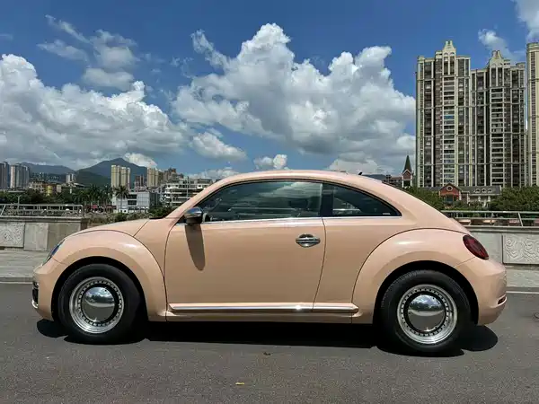 Volkswagen Beetle 2020