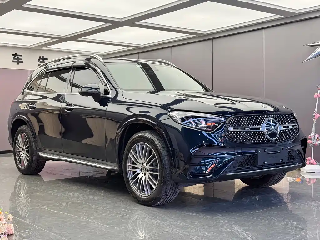 Mercedes-Benz GLC 2025