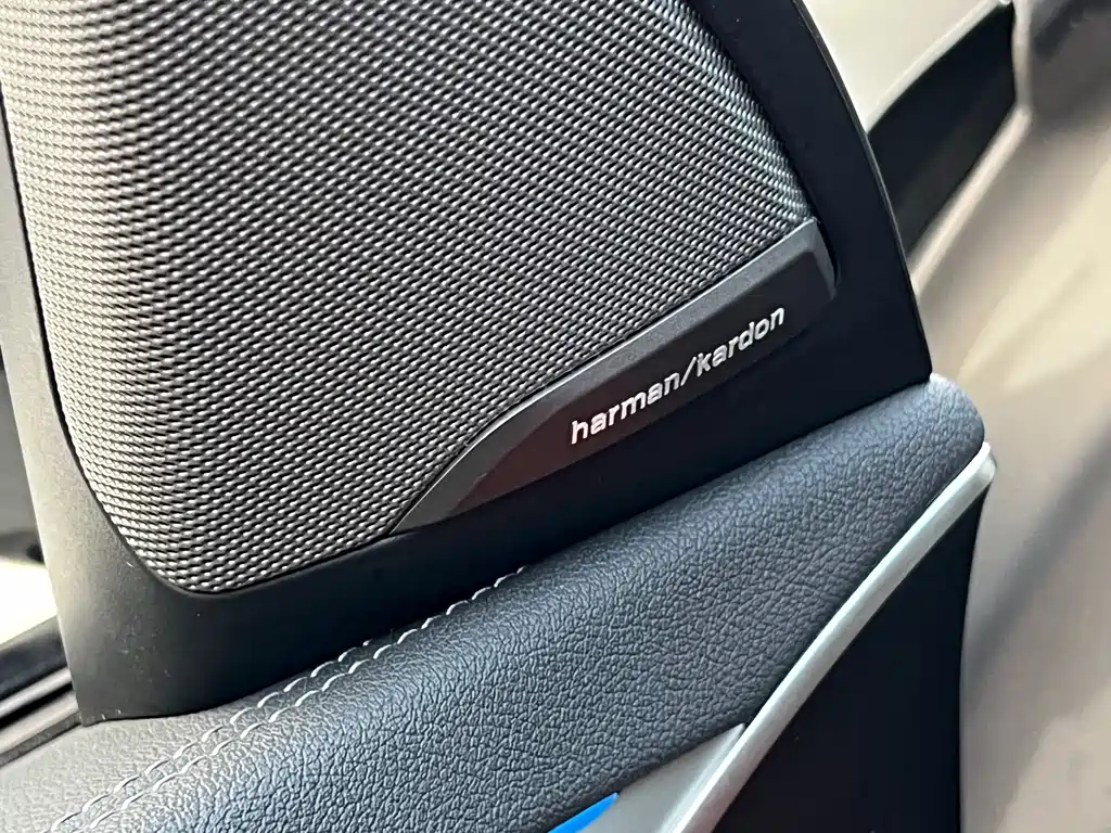 BMW iX3 2022 — фото 12