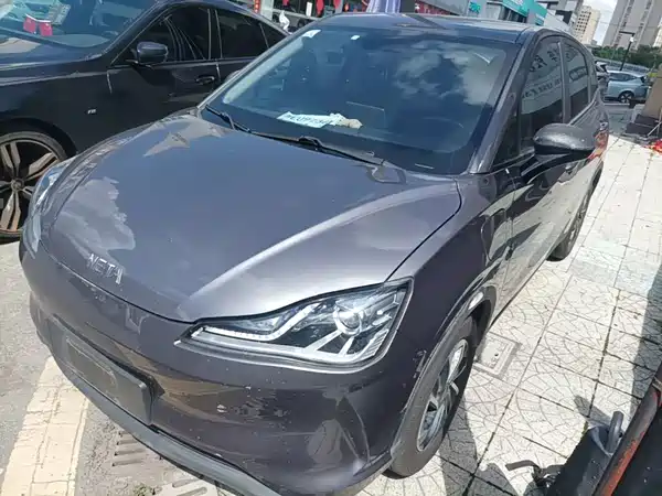 Neta V 2022