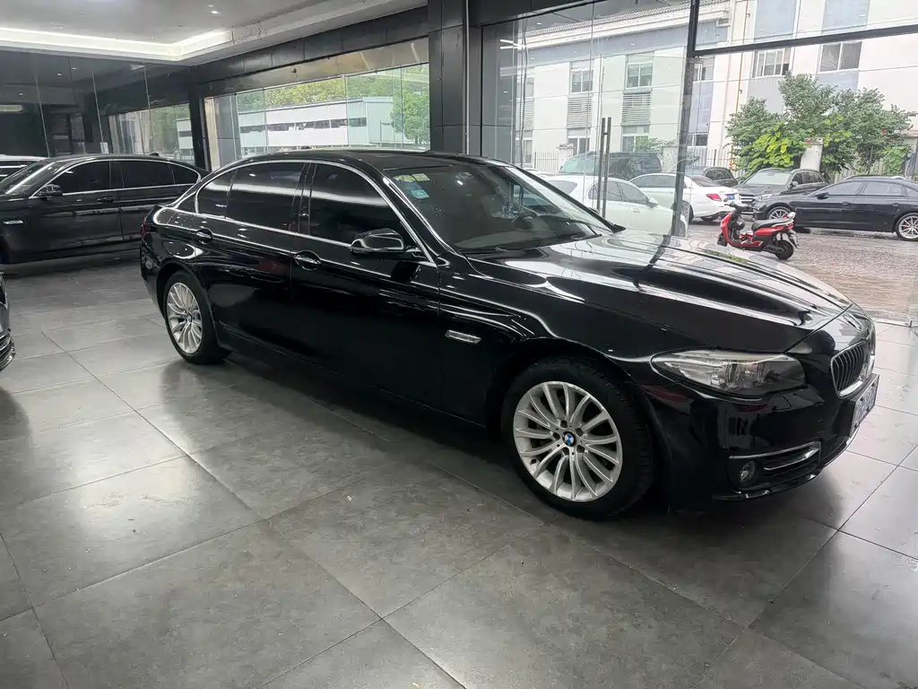 BMW 5 Series 2015