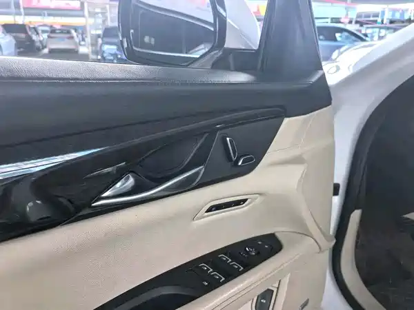 Cadillac CT6 2018