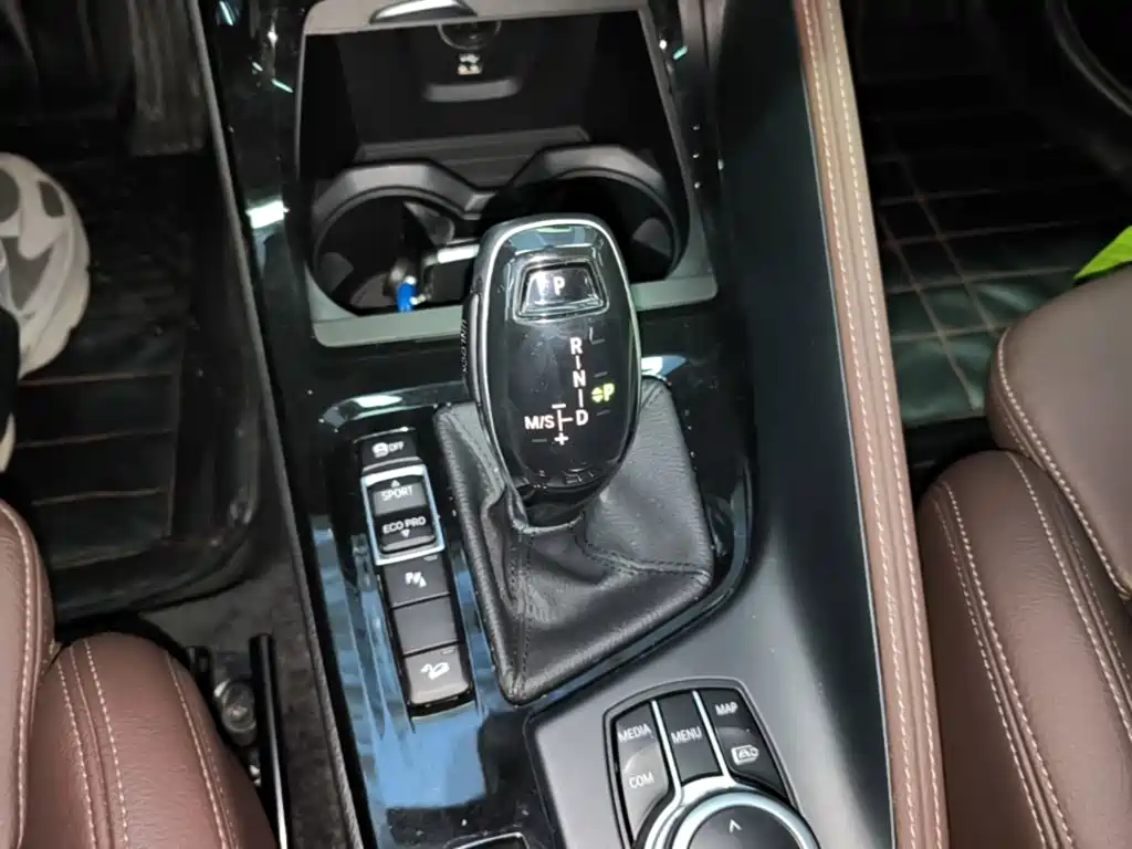 BMW X1 2022 — фото 14