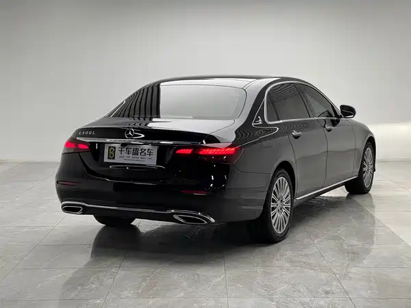 Mercedes-Benz E-Class 2021