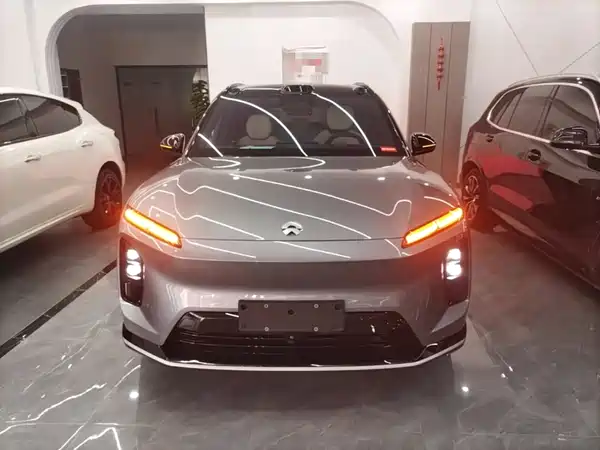 NIO ES6 2025