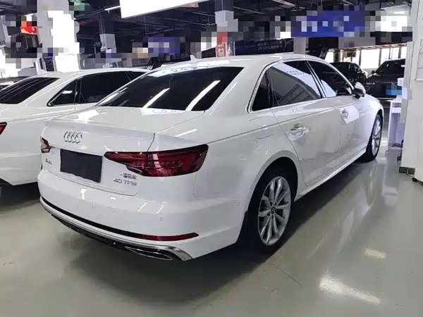Audi A4L 2019
