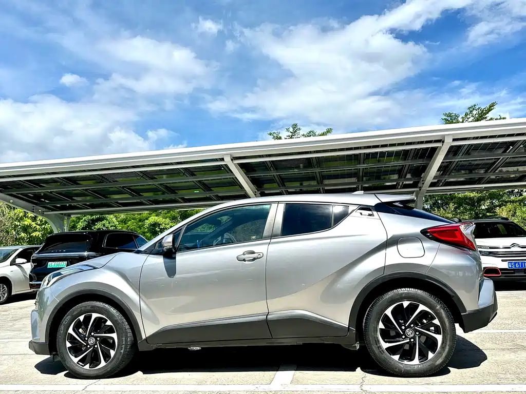 Toyota IZOA 2019 — фото 8