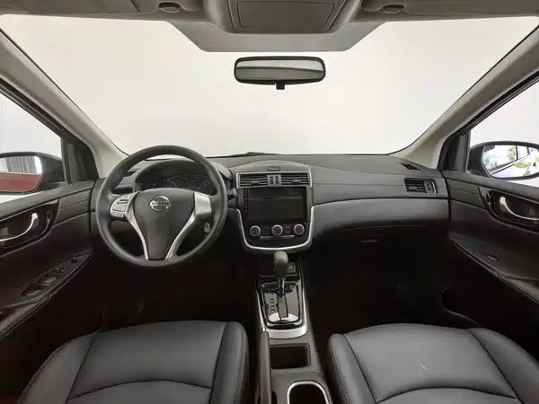 Nissan Tiida 2020
