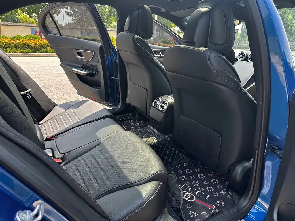 Mercedes-Benz C-Class 2022 — фото 19