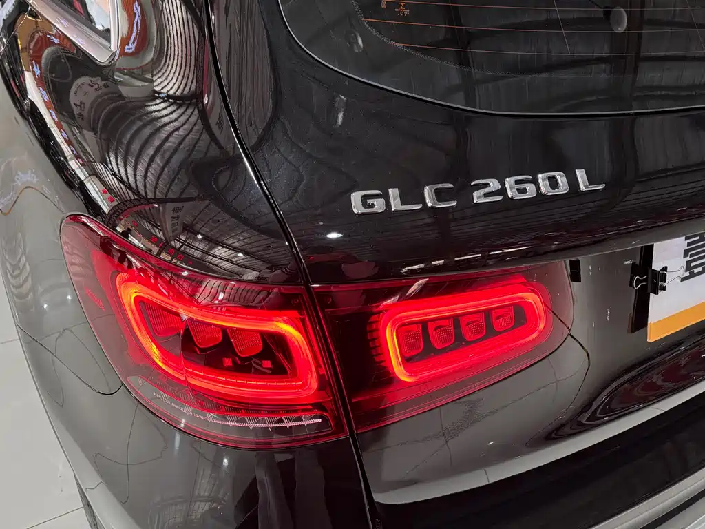 Mercedes-Benz GLC 2022 — фото 19