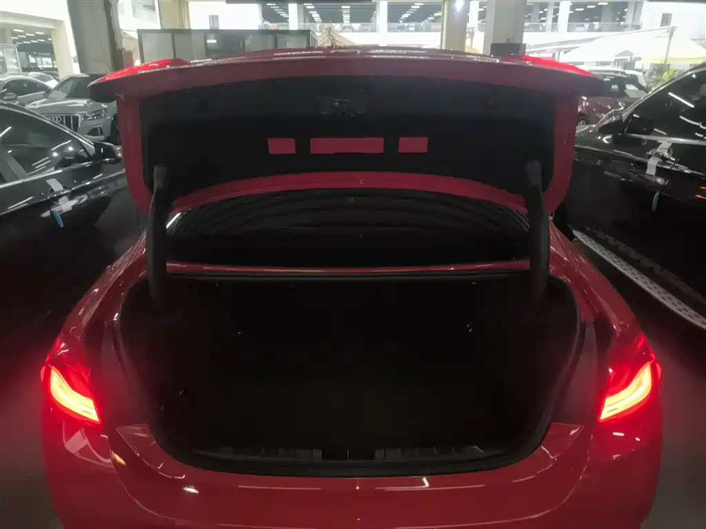 BMW 4 Series 2018 — фото 19