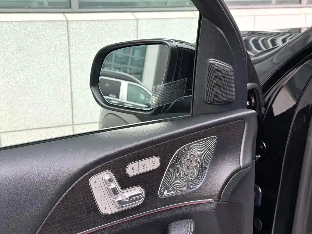 Mercedes-Benz GLS 2025 — фото 13