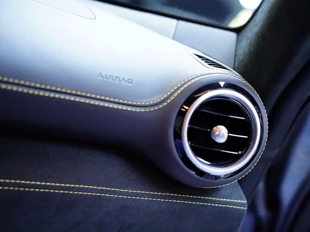 Mercedes-Benz AMG GT 2020 — фото 29