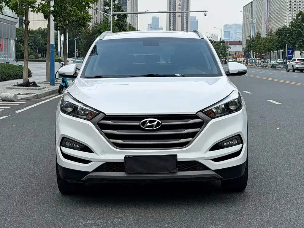 Hyundai Tucson 2017 — фото 2