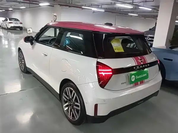 MINI Cooper 2025