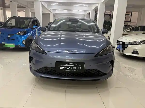 BYD Seal 05 DM-i 2025