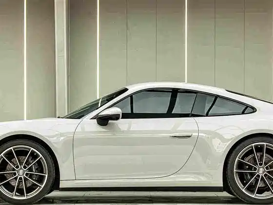 Porsche 911 2024