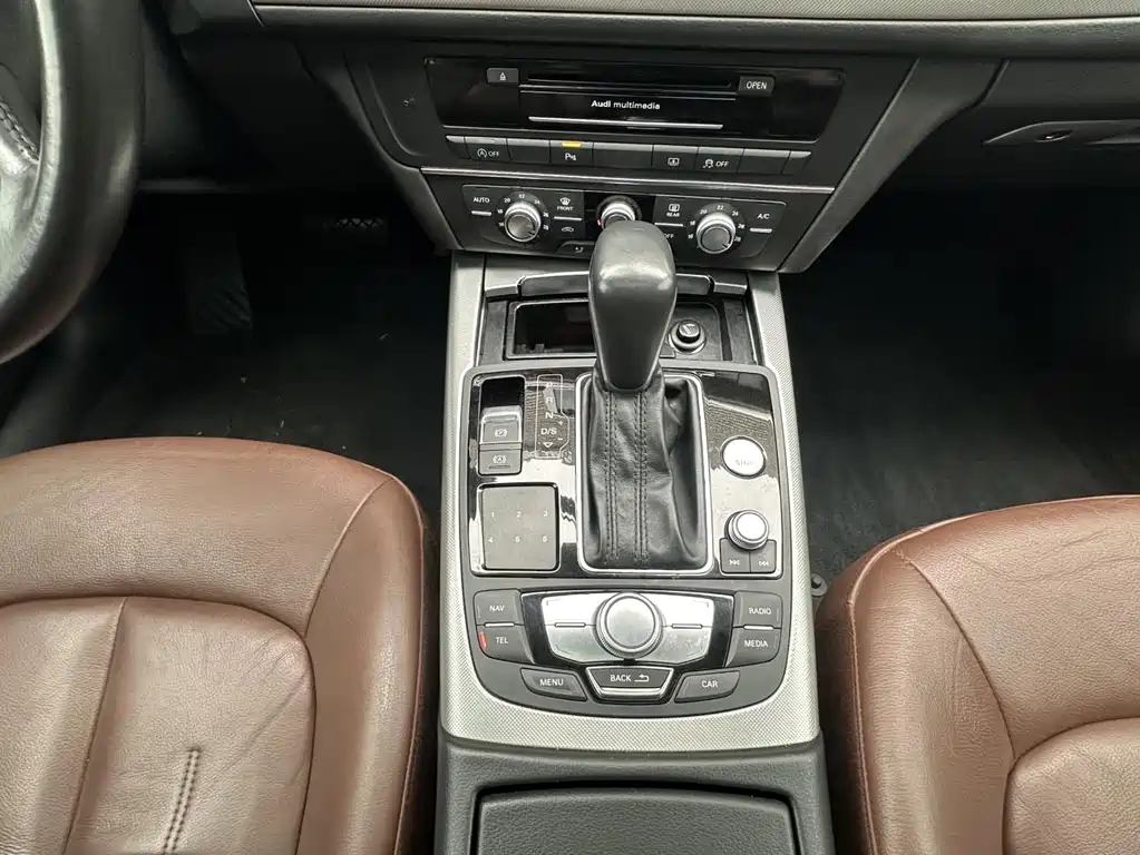 Audi A6L 2018 — фото 10