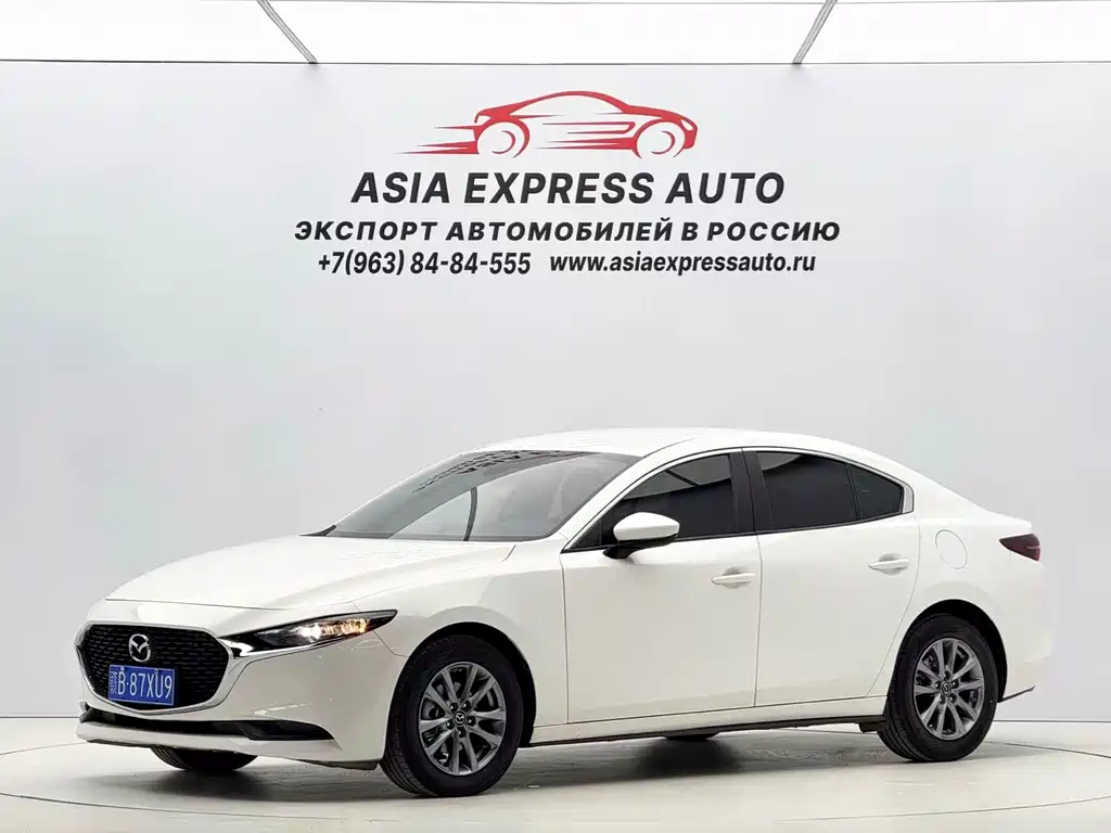 Mazda 3 Axela 2021 — фото 1