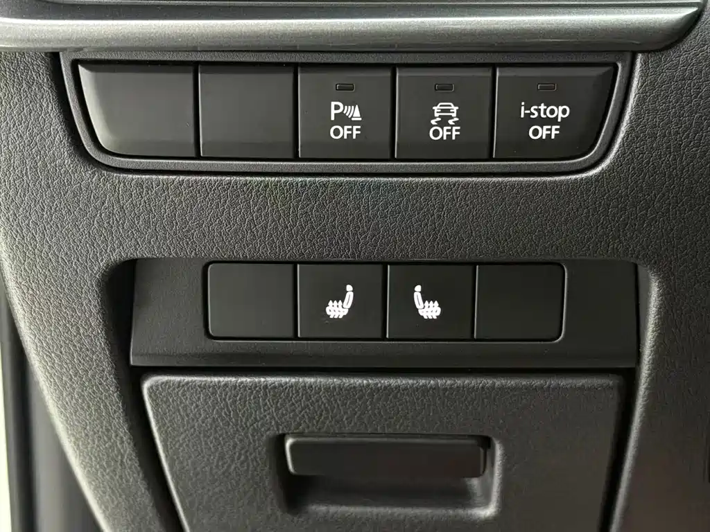 Mazda 3 Axela 2021 — фото 19
