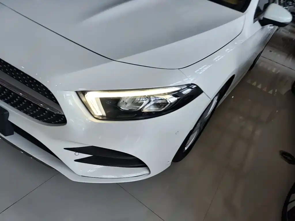 Mercedes-Benz A-Class 2020 — фото 18