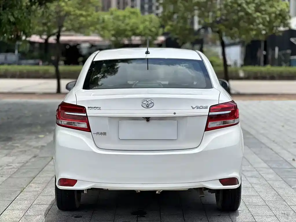 Toyota Vios 2018 — фото 8