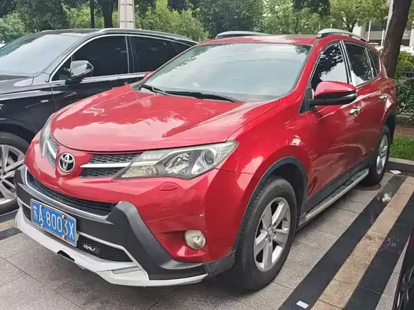 Toyota RAV4 2013