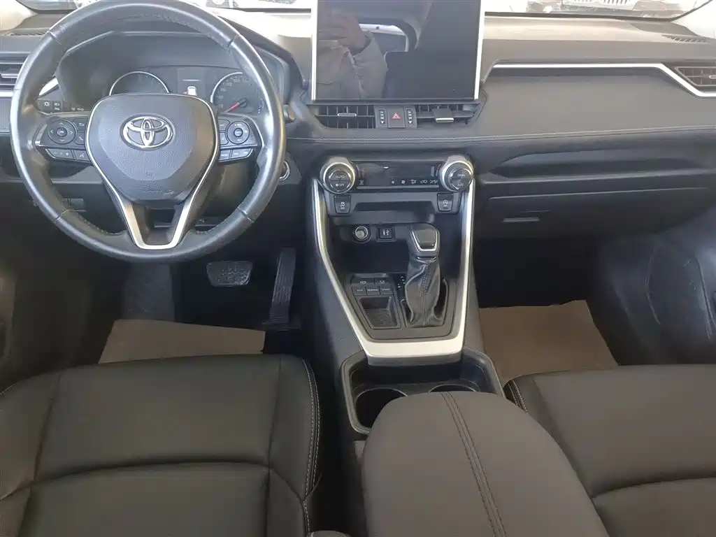 Toyota Wildlander 2022 — фото 12