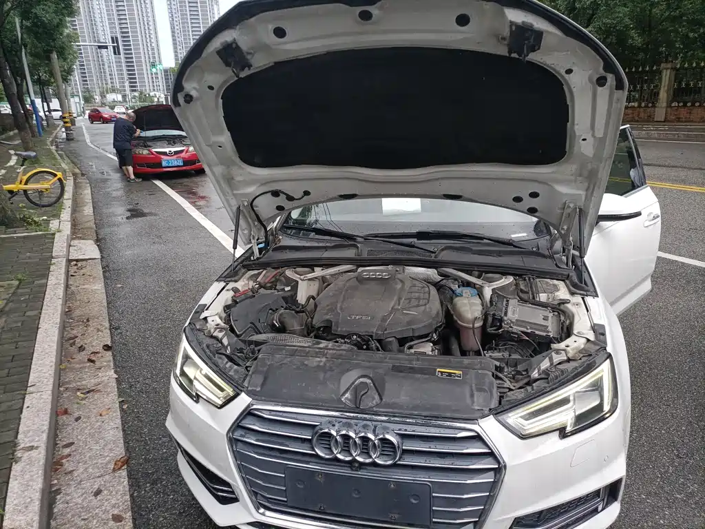 Audi A4L 2018 — фото 10