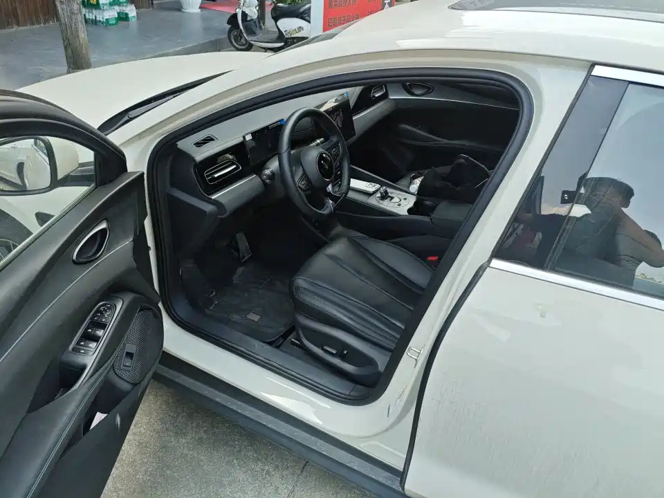 BYD Seal 06 2025