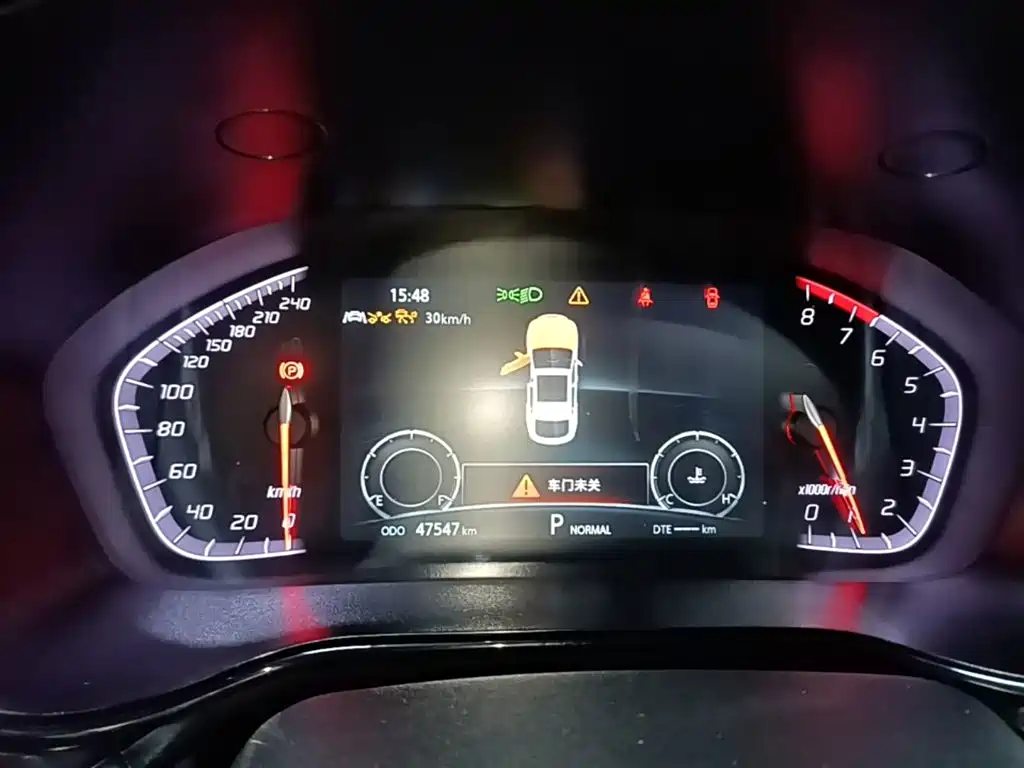 Changan CS85 COUPE 2020 — фото 12