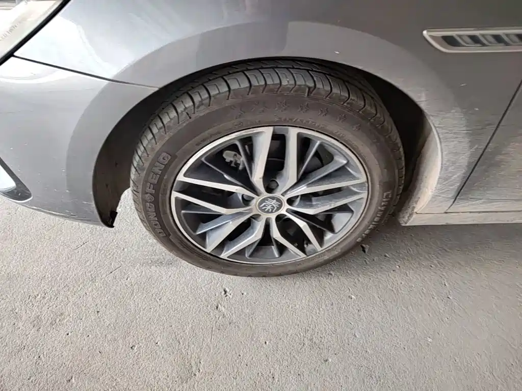 BYD Qin PLUS 2023 — фото 23