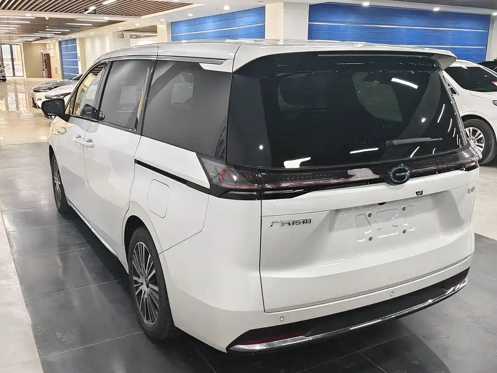 GAC Motor E8 PHEV 2026 — фото 7