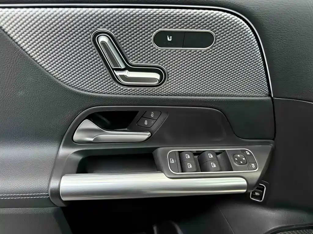Mercedes-Benz GLA 2022 — фото 11