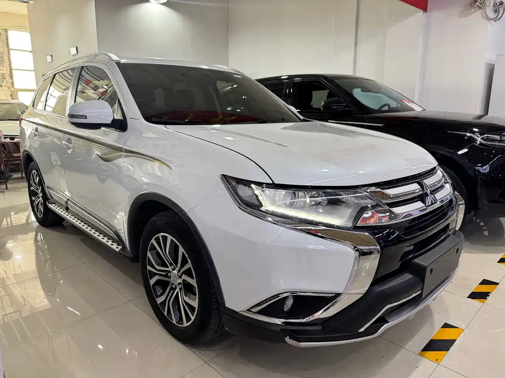 Mitsubishi Outlander 2018