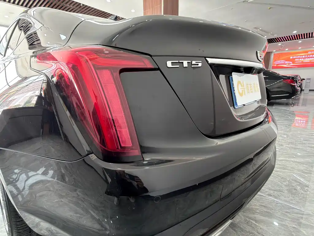 Cadillac CT5 2023 — фото 6