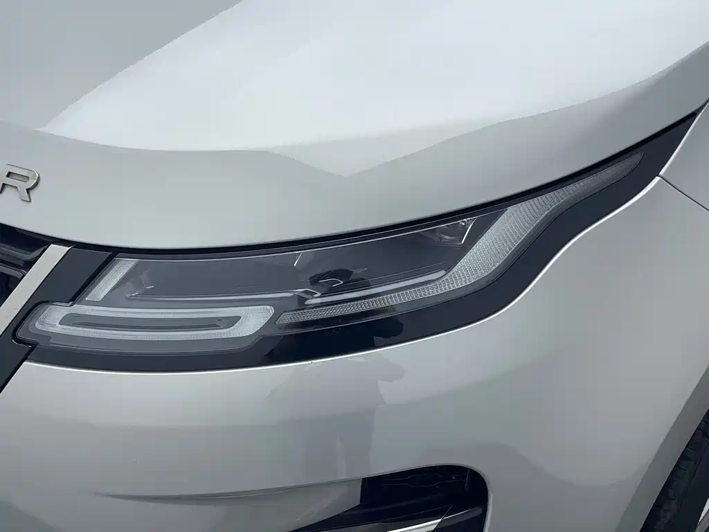 Land Rover Range Rover Evoque 2021 — фото 9