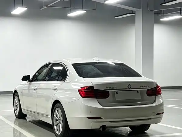 BMW 3 Series 2012