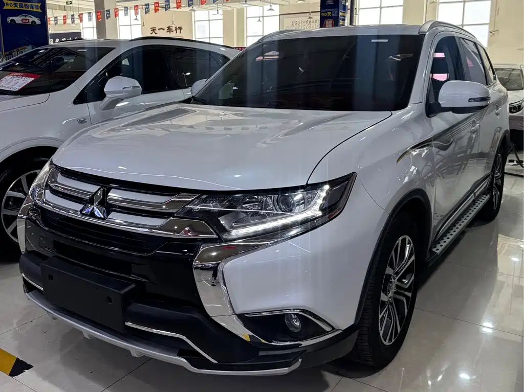 Mitsubishi Outlander 2018