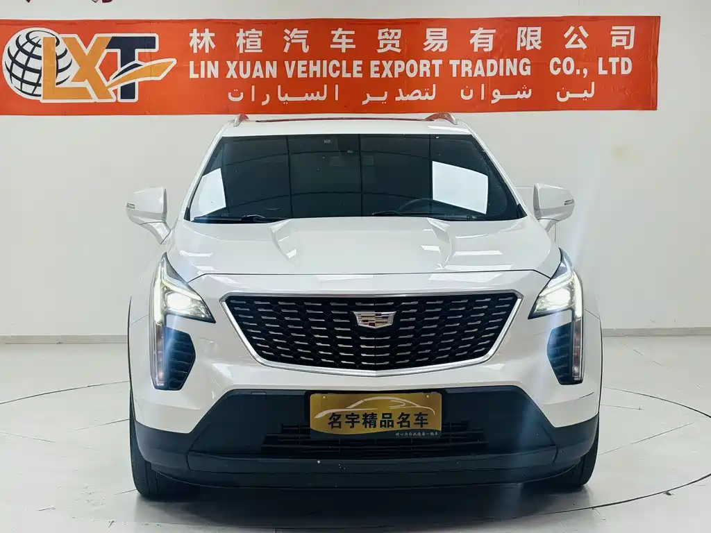 Cadillac XT4 2022 — фото 2