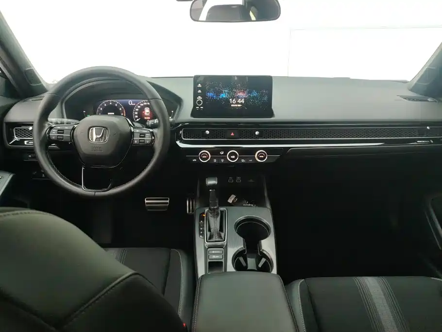 Honda Civic 2022 — фото 12