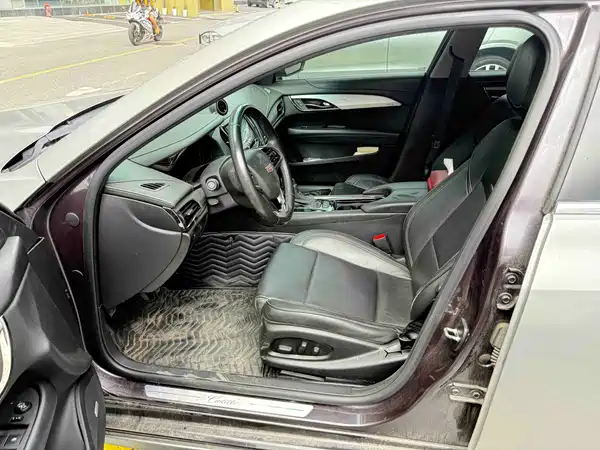 Cadillac ATS-L 2018