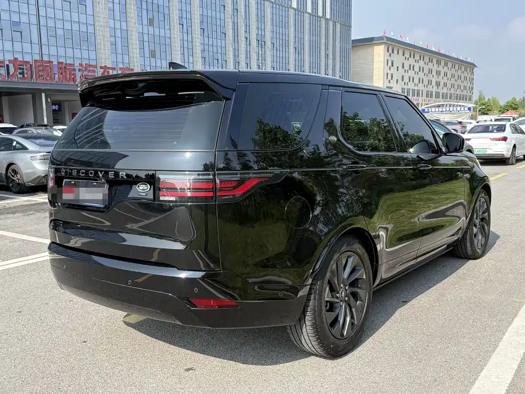 Land Rover Discovery 2021 — фото 16