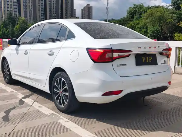 Roewe i5 2021