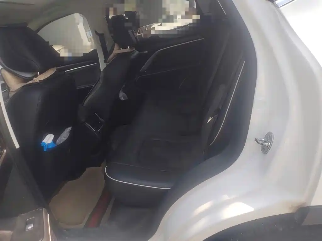 Haval H6 2023 — фото 13