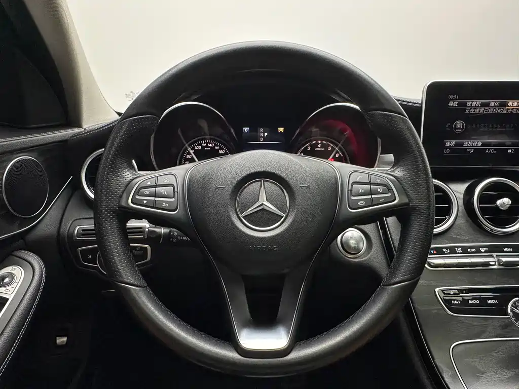 Mercedes-Benz C-Class 2018 — фото 18