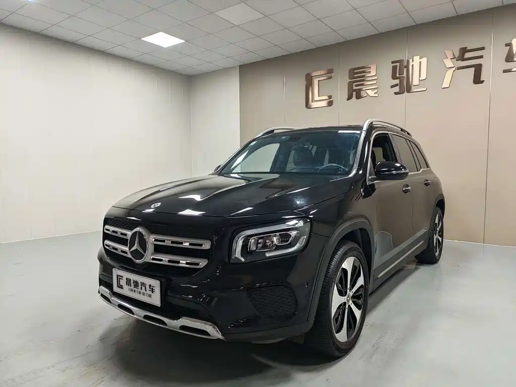 Mercedes-Benz GLB 2021